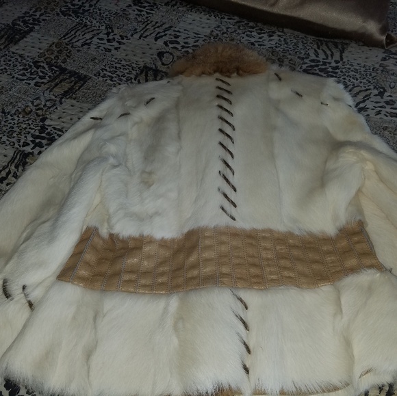 Custom fur coat - Picture 2 of 4